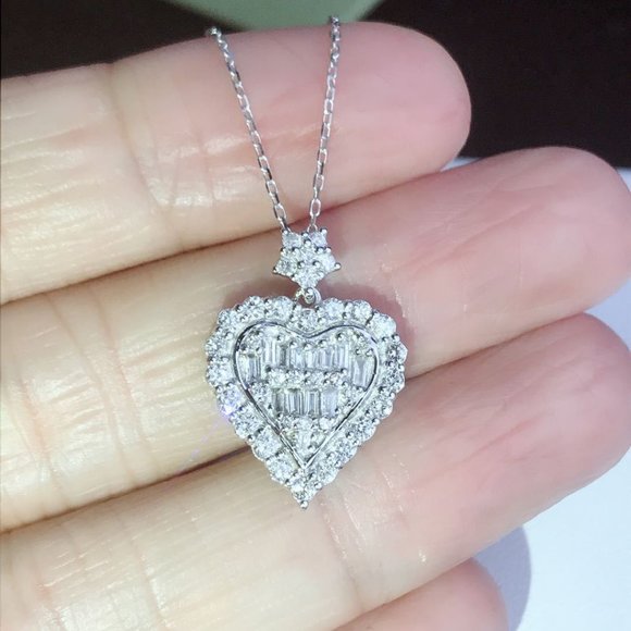 NEW SILVER BAGUETTE ROUNG DIAMOND HALO HEART NECKLACE - Picture 7 of 9